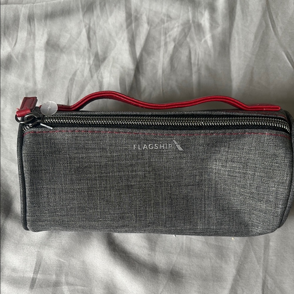 American Airlines Flagship amenity kit NWT